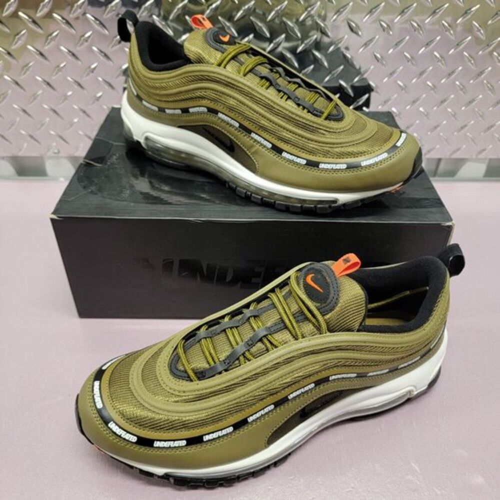 Nike Air Max 97 x Undefeated OG Green Olive 2017‎ AJ1986 300 Size 11 Complexcon